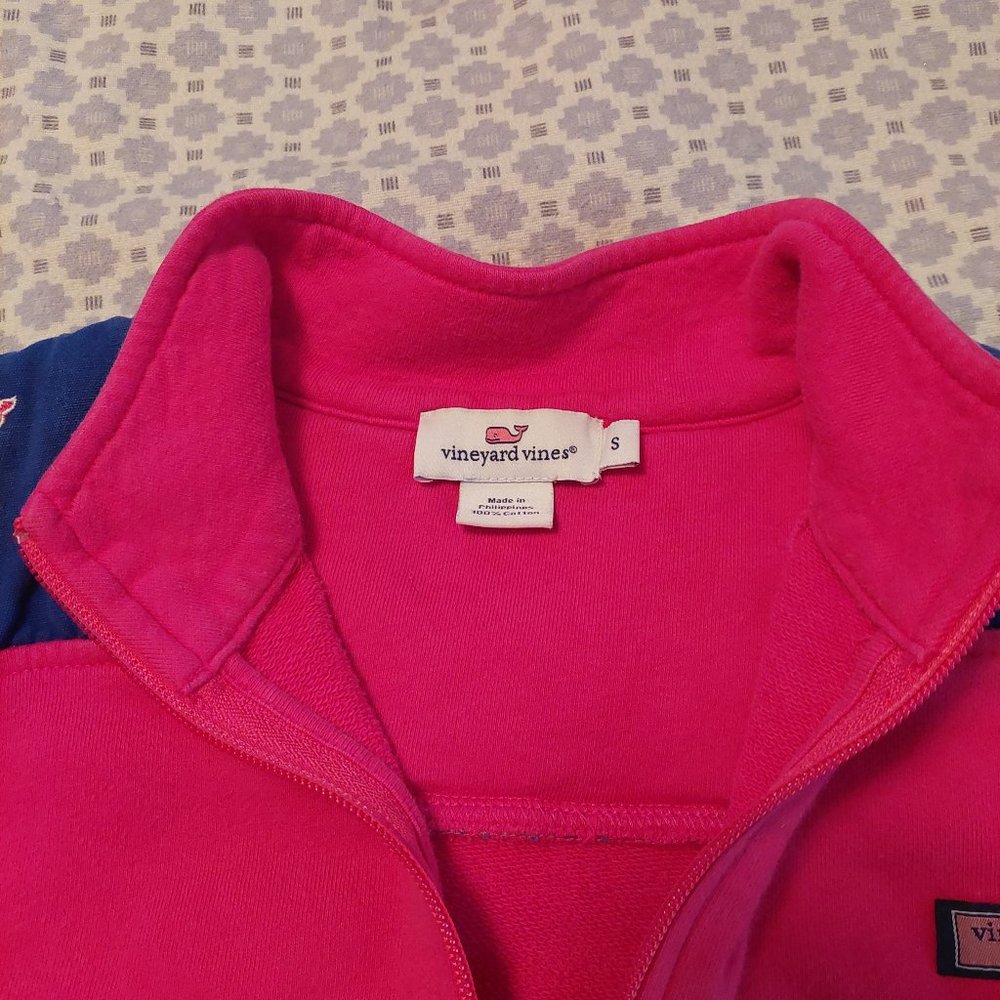 Women's Vineyard Vines quarter zip size small